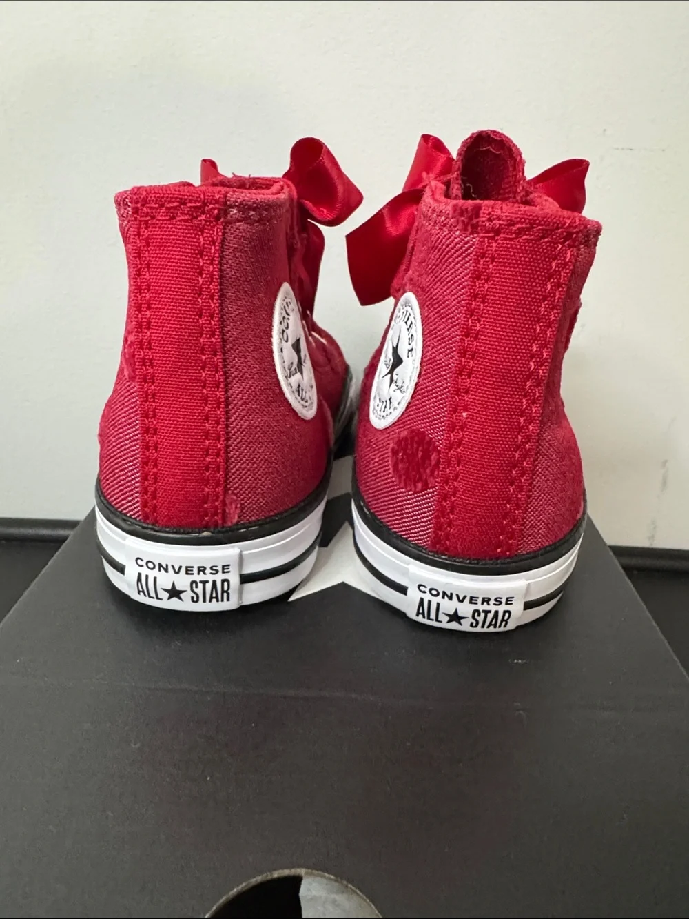 Converse All Star Polka Dots & Bow Red Sneakers Toddler Size 7 New NIB